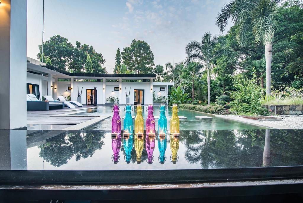 Stunning Villa Lily Lovina Exterior foto